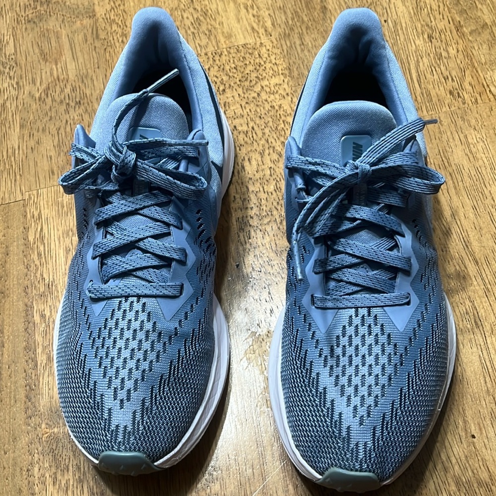 Nike Zoom Winflo 6 Slate Blue Sneakers size 9
